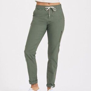 Vuori Women's Ripstop Pant Long in Army Green